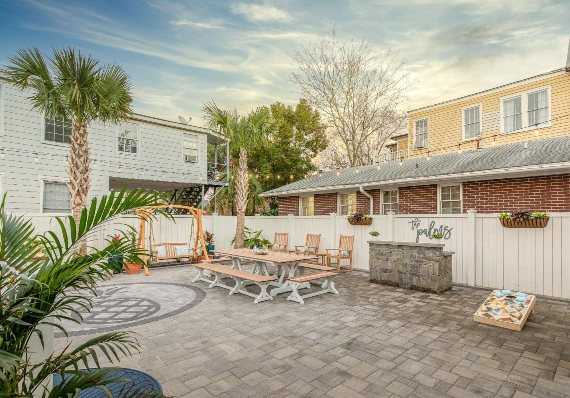 Charming Secluded Courtyard - 1 Block To King Villa Charleston Exterior photo